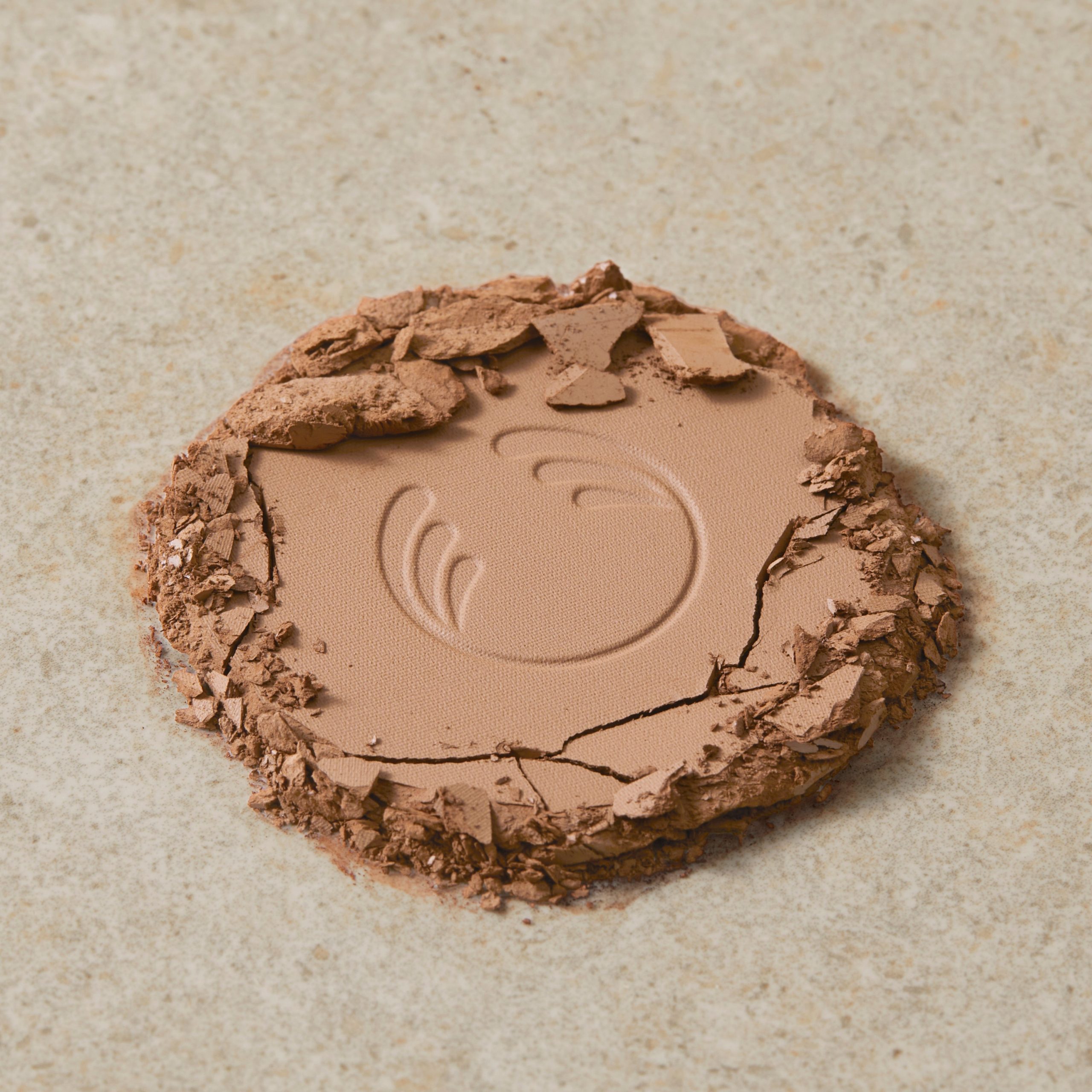 Tea Tree Face Base - Image 26
