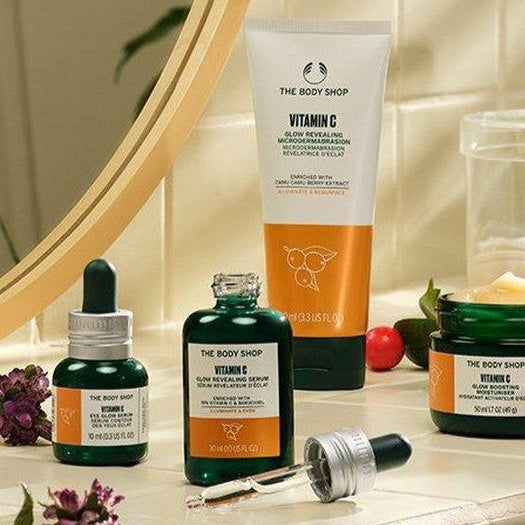 Vitamin C Glow Revealing Microdermabrasion - Image 5