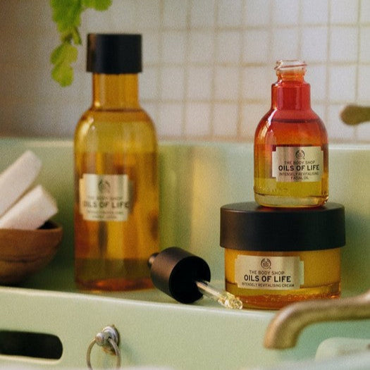 Oils of Life? Intensely Revitalising Facial Oil - Image 3