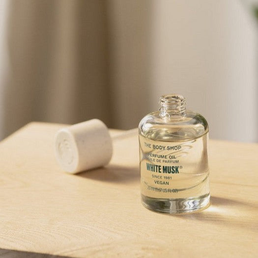 White Musk® Perfume Oil - Image 2